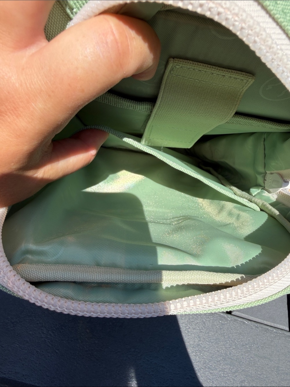 Wolfpack Sling Bag - Picture 6 of 9